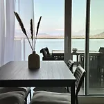 Апартаменты Aquavista - Lakeview With Pool *