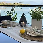 Апартаменты Aquavista - Lakeview With Pool *