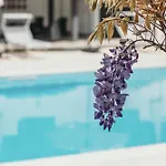 Апартаменты Aquavista - Lakeview With Pool Дормеллетто