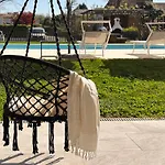 Апартаменты Aquavista - Lakeview With Pool *
