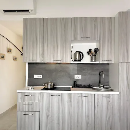 Aquavista - Lakeview With Pool Dormelletto