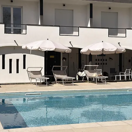 דירה Aquavista - Lakeview With Pool