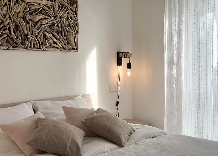 Aquavista - Lakeview With Pool 아파트 도멜레토