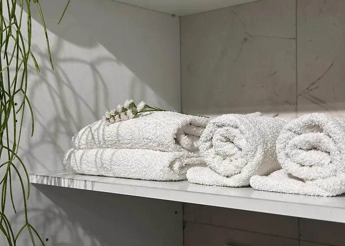 Aquavista - Lakeview With Pool 도멜레토