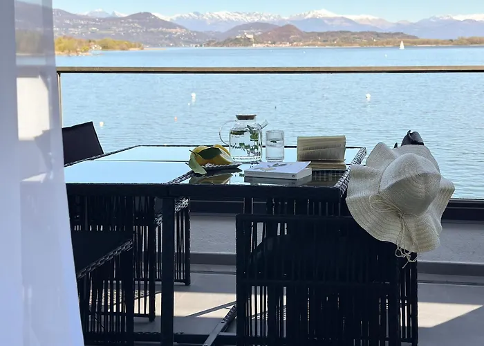 Aquavista - Lakeview With Pool