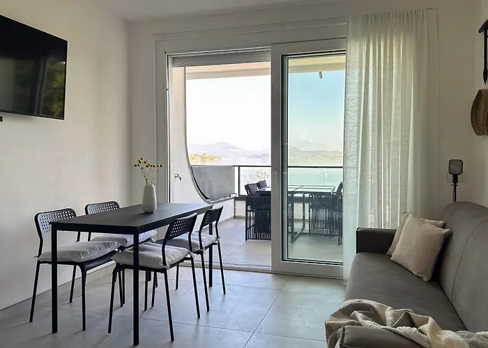 Aquavista - Lakeview With Pool Dormelletto