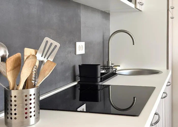 아파트 Aquavista - Lakeview With Pool *